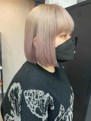 ショート maco 艶感ハイトーン🦋のヘアスタイル