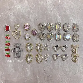 ネイル n'eige nail所属・大谷 綾香のネイルデザイン