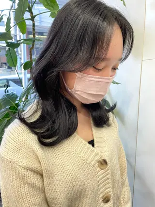 ミディアム カラー レイヤーカット/透明 感カラー🩵中村友美のヘアスタイル
