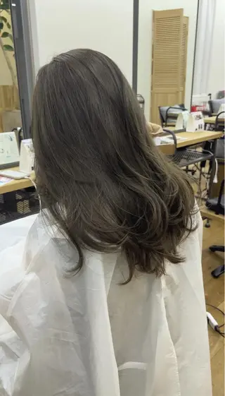 ロング カラー 抜きっぱなしブロンド /ハイトーン/カナタのヘアスタイル