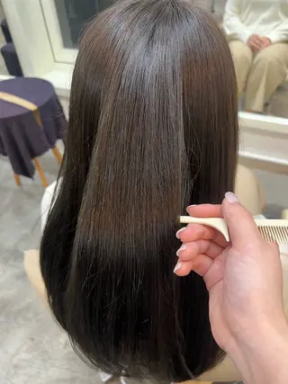 カラー MION✂️ 似合わせカットのヘアスタイル