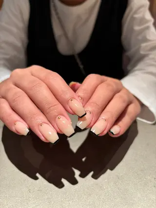 ネイル 赤根 風南のネイルデザイン