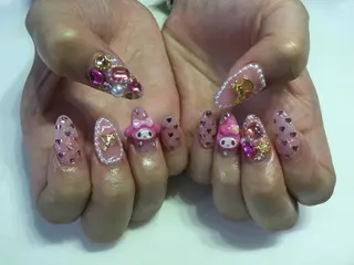 ネイル 💎🐰 saki. m 🐰💎のネイルデザイン