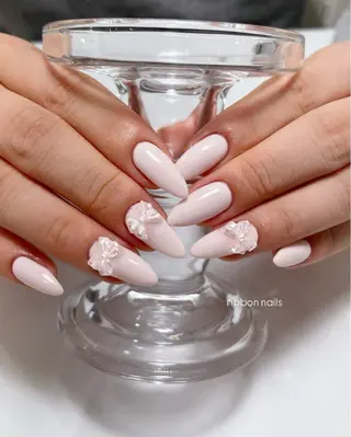 ネイル Plus Ewalu / Kotohaのネイルデザイン