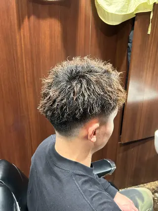 パーマ メンズ 西本 健斗のヘアスタイル