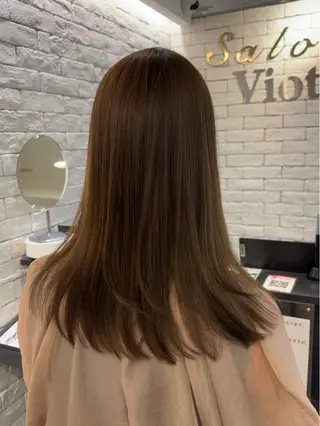 ミディアム カラー Viot 銀座 樋口 桃佳のヘアスタイル