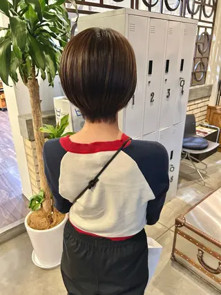 カラー AGREE Momokaのヘアスタイル