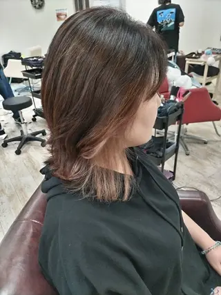 ミディアム カラー 磯崎 美幸のヘアスタイル