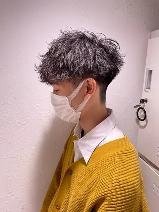 ショート カラー パーマ ヘアアレンジ メンズ キッズ ネイル マツエク・マツパ スパイキー/フェザー /波巻き/かいとのヘアスタイル