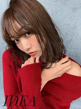 ミディアム カラー 韓国レイヤーカット 🧸ベージュカラーのヘアスタイル