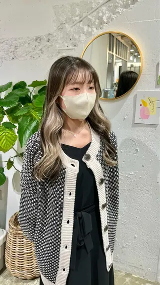 ロング 石井 菜々のヘアスタイル