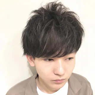 ミディアム パーマ メンズ メンズヘア特化 崎田 成人のヘアスタイル