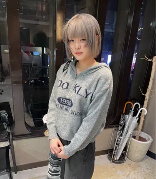 ロング 💖艶ハイトーン髪質 改善💖ケンシンのヘアスタイル