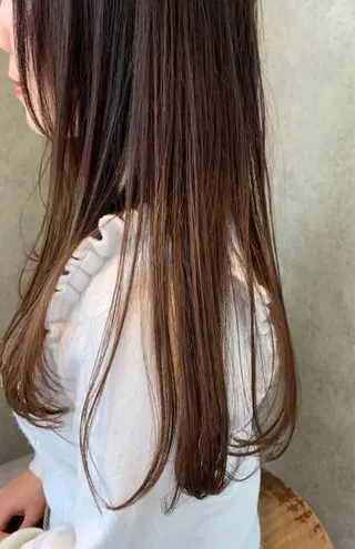 ロング カラー ヘアアレンジ ROOTS martinのヘアスタイル