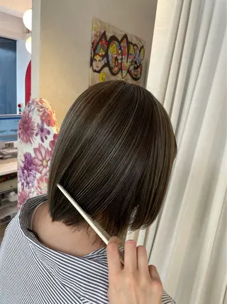 ミディアム カラー 安井まゆ _Box mico.のヘアスタイル