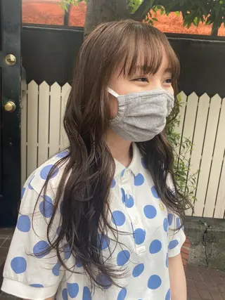 ロング カラー NOUN所属・eri kinjoのヘアスタイル