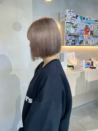 ショート カラー 前橋 姫奈のヘアスタイル