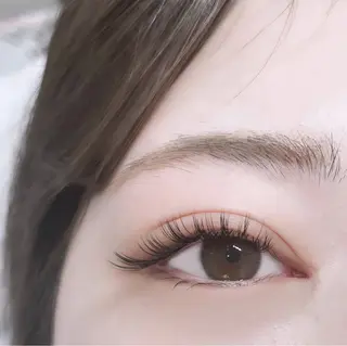 マツエク・マツパ 𓂃◌𓈒𓐍 shioriの眉毛・アイブロウイメージ