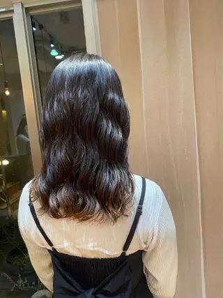 セミロング 大人可愛い♡コテ巻き パーマ🌼杉田 萌恵のヘアスタイル