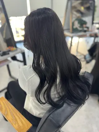 ロング カラー 赤み無し柔らかカラー 【梅田】madokaのヘアスタイル