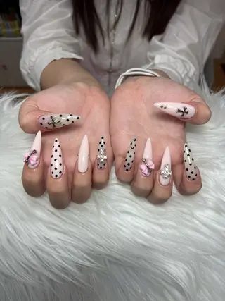 ネイル なな_ CloudyChanのネイルデザイン