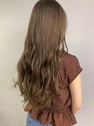 ミディアム カラー leben serikaのヘアスタイル