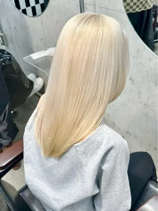 セミロング 🤍ムラ修正ブリーチ 🤍原宿/YUUのヘアスタイル