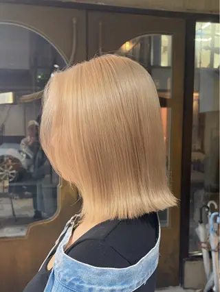 ミディアム カラー 似合わせベージュ 🍯ayumi🍯のヘアスタイル