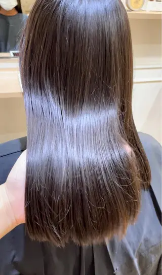 セミロング 髪質改善お任せ ください♪ひとみのヘアスタイル