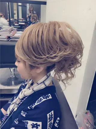 ヘアアレンジ UNDER vr 【アンダーバー】のヘアスタイル