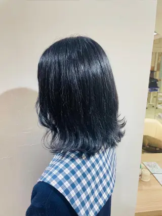 ショート カラー 🐖 やぶたはるや🐖のヘアスタイル