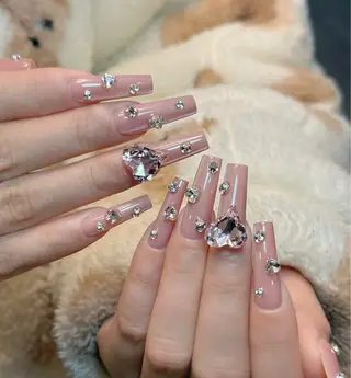 ネイル D-BEAUTY Nailsalonのネイルデザイン