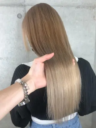 ロング カラー 河原 楓樹のヘアスタイル