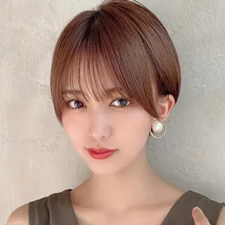 ショート カラー 💍新宿ショート 💍岩田莉奈のヘアスタイル