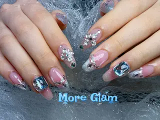 ネイル More Glam 池袋東口店のネイルデザイン