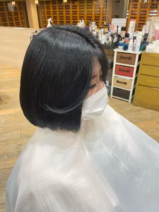 ミディアム カラー ショートボブカット /堀内波玲のヘアスタイル