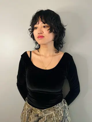 ミディアム パーマ ウルフ/レイヤー Miinaのヘアスタイル