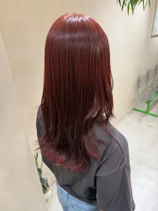 セミロング 徳田 萌恵のヘアスタイル