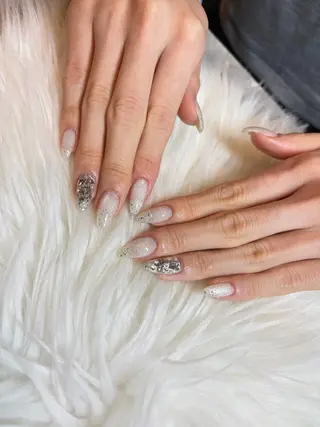 ネイル le`a-レア- マツエク×ネイルのネイルデザイン