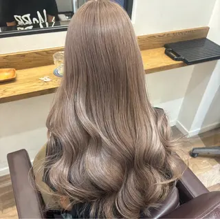 ロング ミルクティー/ SACHIKAのヘアスタイル