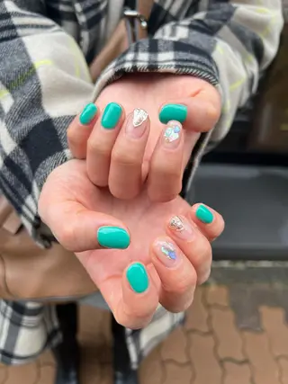 ネイル nailist🌻 YUKARIのネイルデザイン