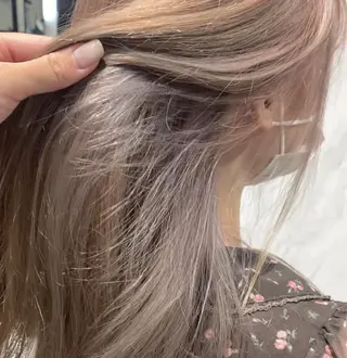ロング カラー ヘアアレンジ 新宿⌇韓国風ヘア ⌇透明感カラーのヘアスタイル