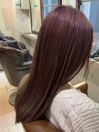 セミロング カラー コヤナギ ラムのヘアスタイル