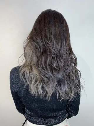 ロング カラー _WHITE 天神店 YUMEKA🐻のヘアスタイル