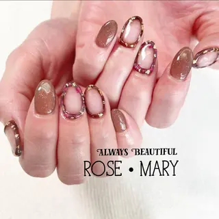 ネイル ROSE・ MARY 鈴木のネイルデザイン