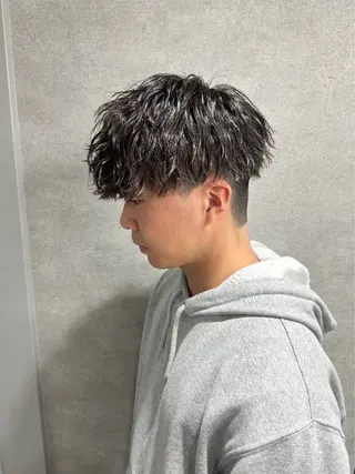 メンズ メンズ特化/ツイスパ /波巻き/大塩恭平のヘアスタイル