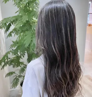 ロング カラー ハイライト／艶カラー 大河シンジのヘアスタイル