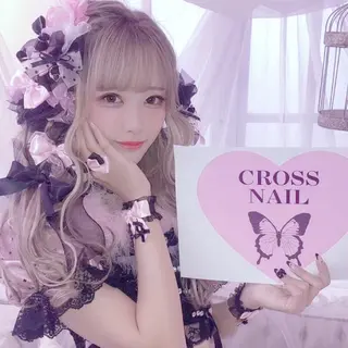 ネイル CROSS クロス のネイルデザイン