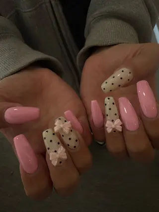 ネイル estrela 🍑のネイルデザイン