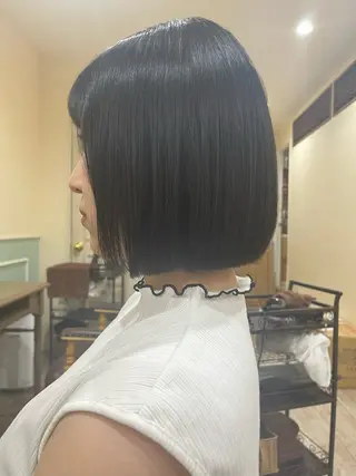 ショート ショートボブモデル縮 毛艶髪津田パーマのヘアスタイル